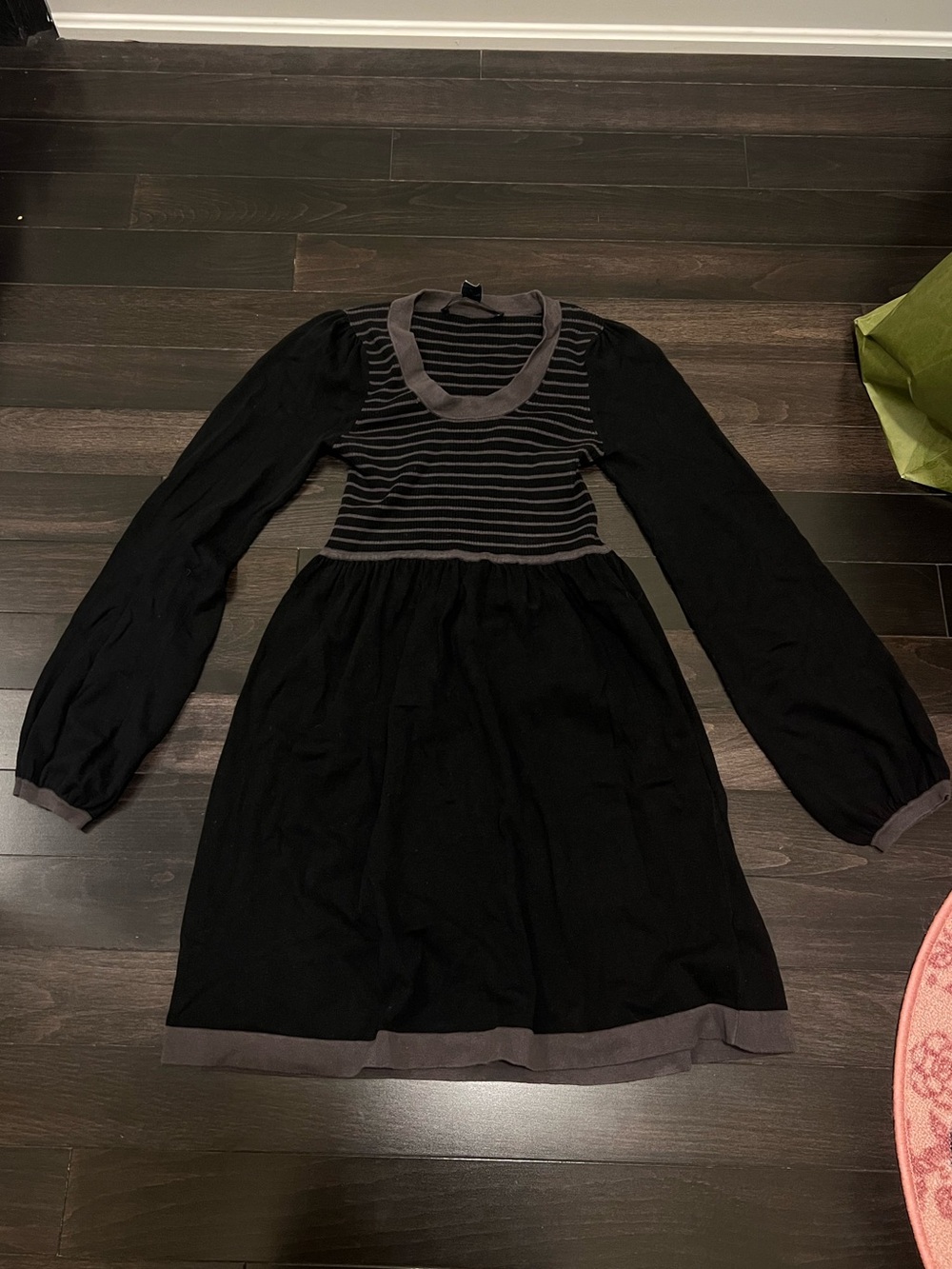 French Connection Black Long-Sleeve Knit Dress with Gray Accents